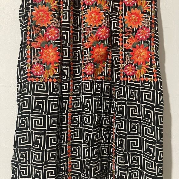 DressāembroideredĀ midiāsizeāSāorangeāblackāprint - Picture 4 of 7